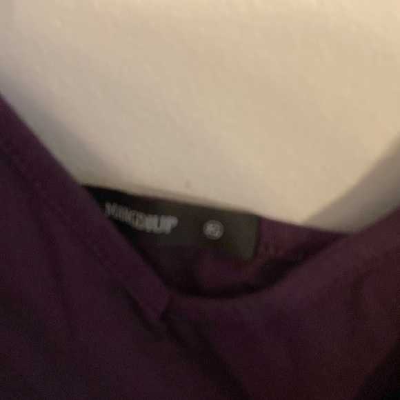 đ˘10/$10 - body suit - Picture 4 of 4